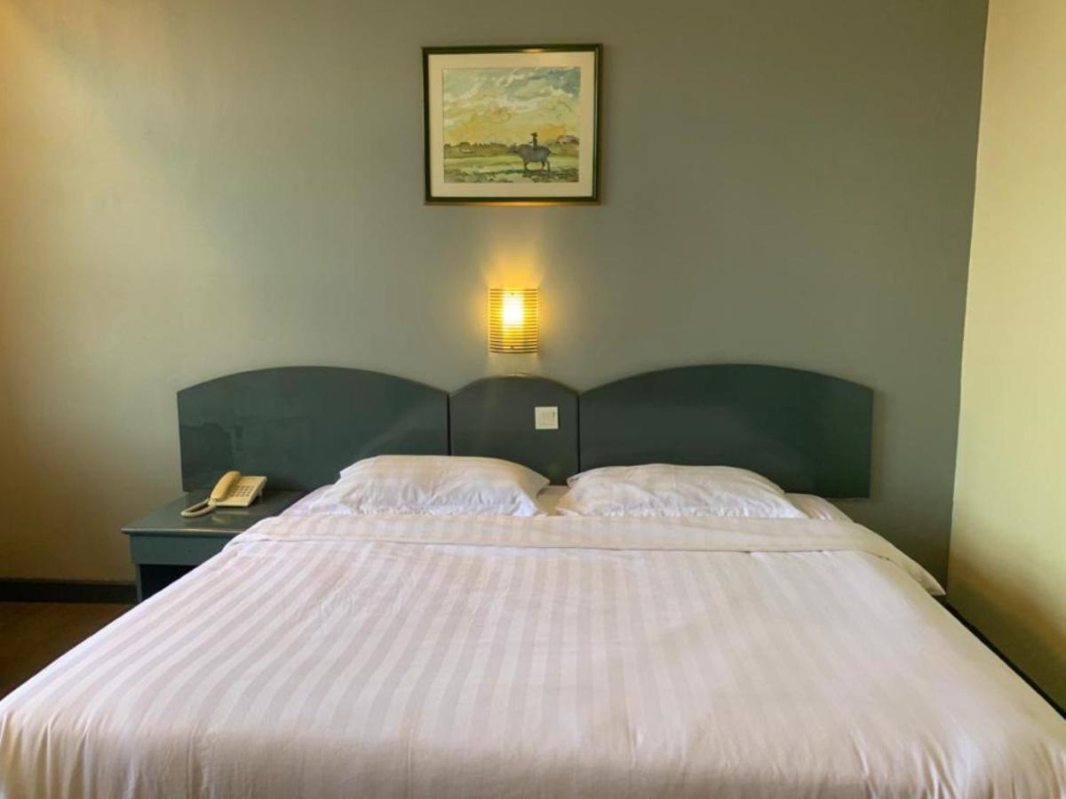Karak Super Oyo Capital O 90146 Alh Continental Resort מראה חיצוני תמונה