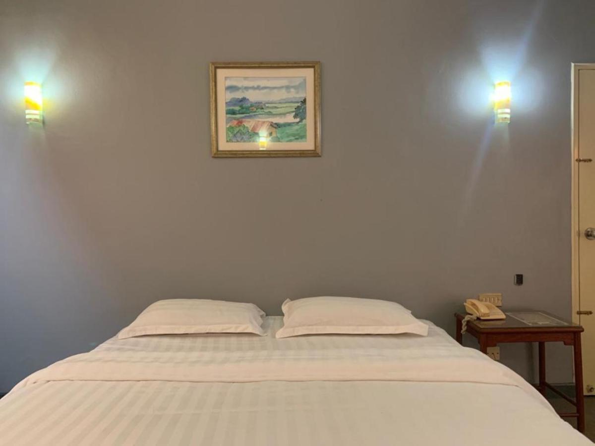 Karak Super Oyo Capital O 90146 Alh Continental Resort מראה חיצוני תמונה