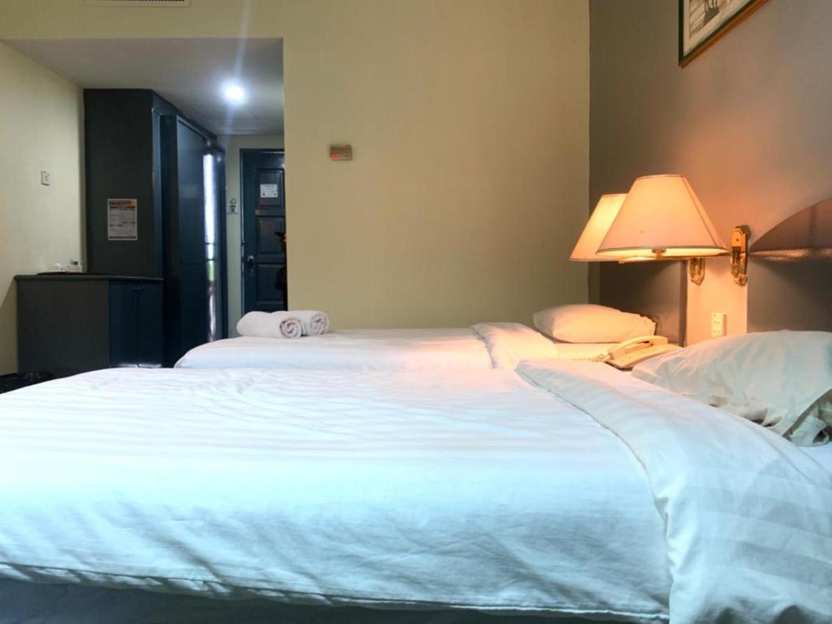 Karak Super Oyo Capital O 90146 Alh Continental Resort מראה חיצוני תמונה